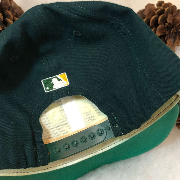 Vintage MLB Oakland Athletics New Era Wool Snapback Hat