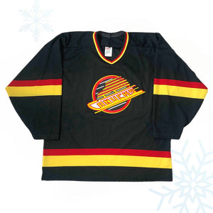 Vintage NHL Vancouver Canucks CCM Maska Air Knit Jersey (L)