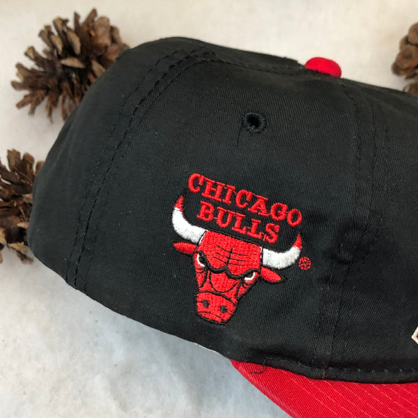 Vintage NBA Chicago Bulls Sports Specialties Script Twill Snapback Hat