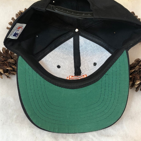 Vintage MLB San Franciso Giants Universal Snapback Hat
