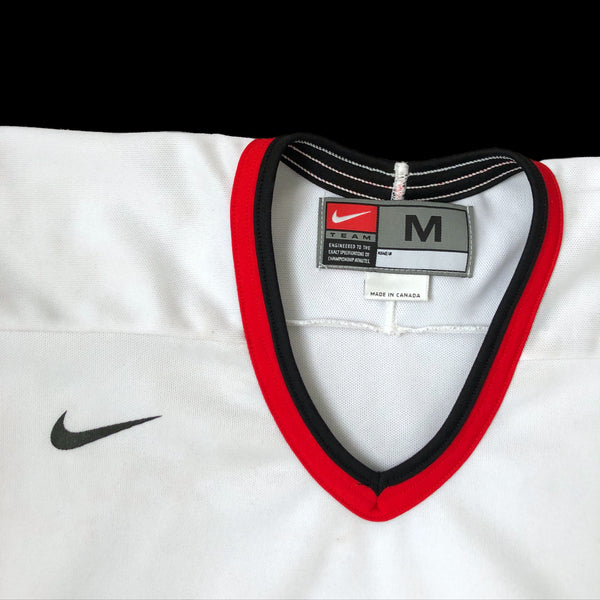 Vintage 2002 Canada Olympics Nike Hockey Jersey (M)