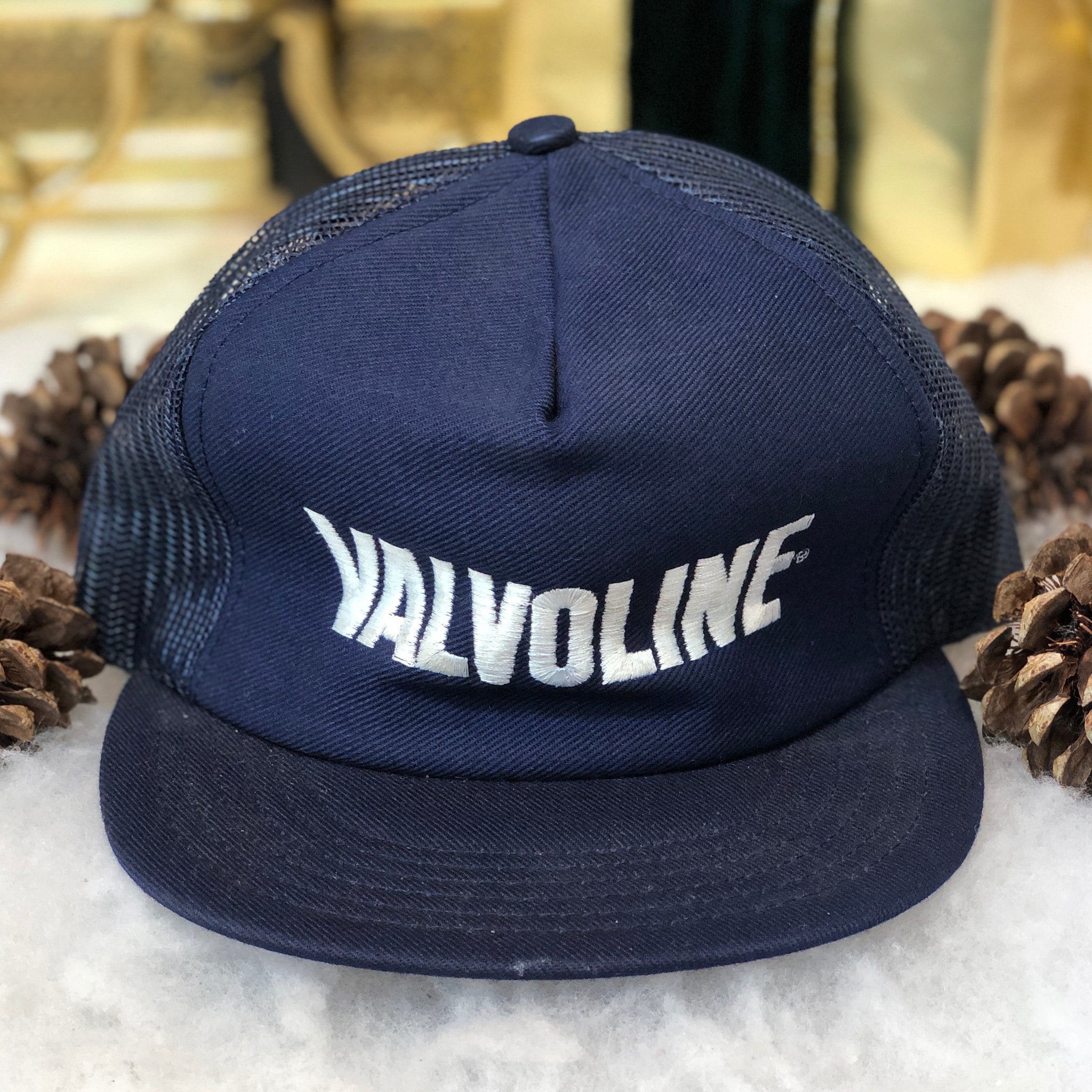 Vintage Deadstock NWOT Valvoline Trucker Hat