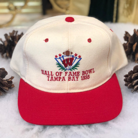 Vintage NCAA Wisconsin Badgers 1995 Hall of Fame Bowl Tampa Bay Wool Snapback Hat