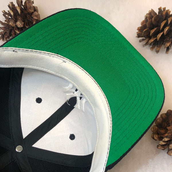 Vintage MLB New York Yankees Sports Specialties Plain Logo Wool Snapback Hat