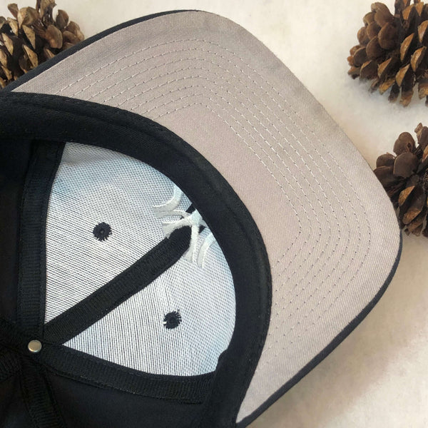 Vintage MLB New York Yankees Logo 7 Twill Snapback Hat