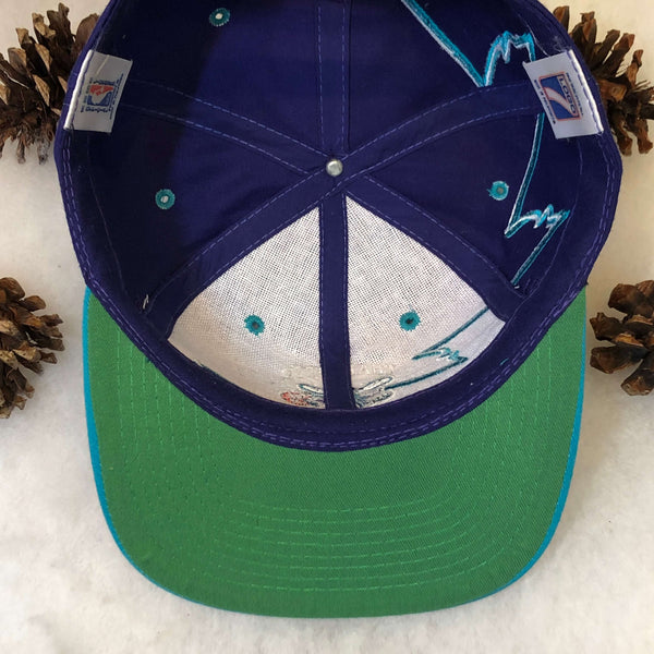 Vintage NBA Charlotte Hornets Logo 7 Twill Snapback Hat