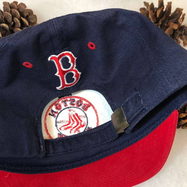 Vintage MLB Boston Red Sox Signatures Strapback Hat