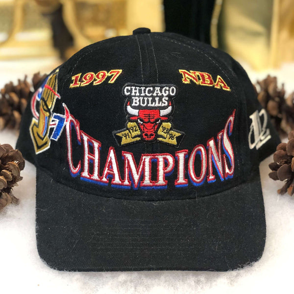 Vintage 1997 Chicago Bulls NBA Champions Snapback Hat Logo Athletics