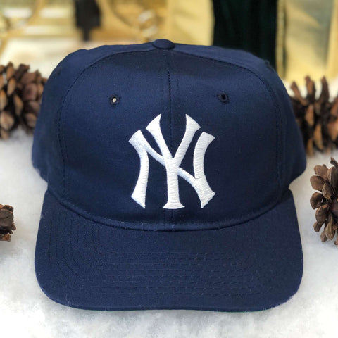 Vintage MLB New York Yankees Annco Twill Snapback Hat