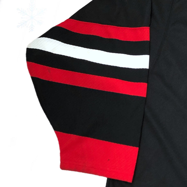 Vintage NHL Chicago Blackhawks Chris Chelios CCM Jersey (XXL)