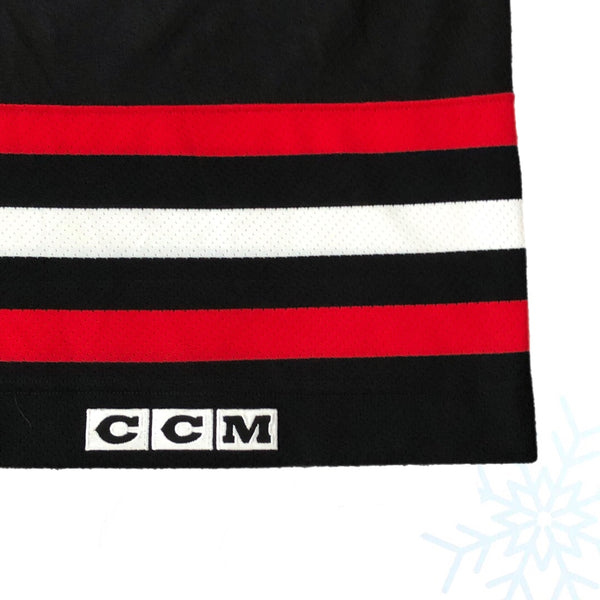 Vintage NHL Chicago Blackhawks Chris Chelios CCM Jersey (XXL)