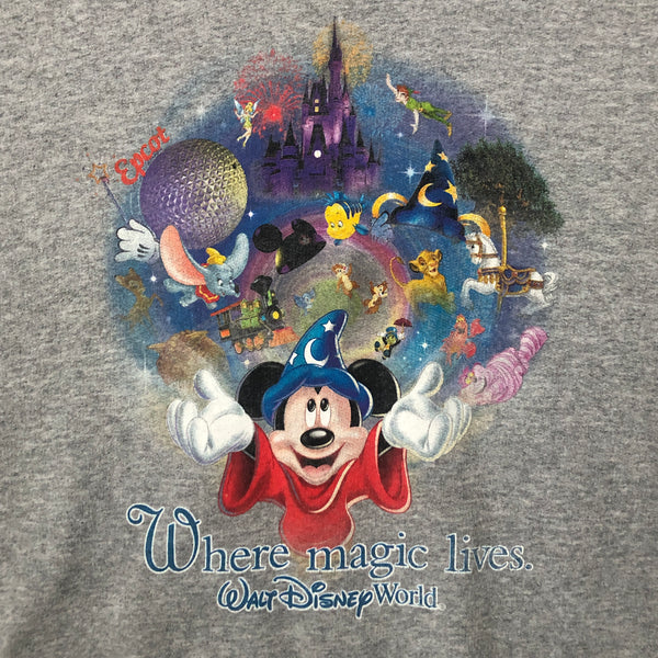 Vintage Walt Disney World "Where Magic Lives" Crewneck Sweatshirt (L)