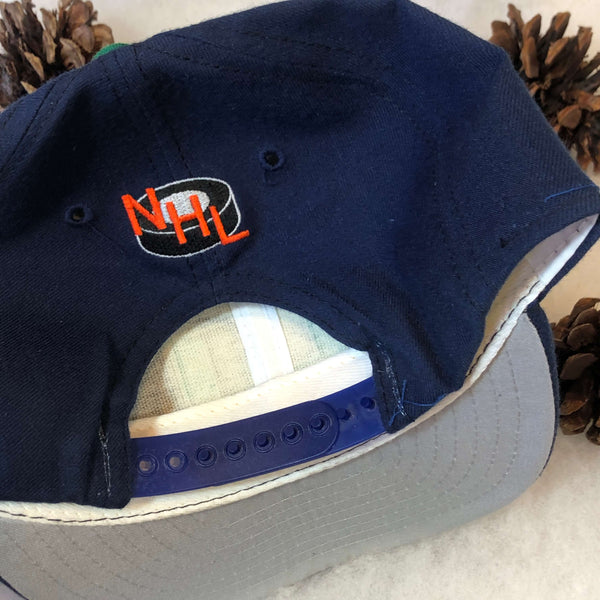 Vintage NHL Hartford Whalers New Era Wool Snapback Hat