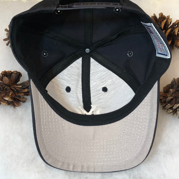 Vintage MLB New York Yankees Logo 7 Twill Snapback Hat