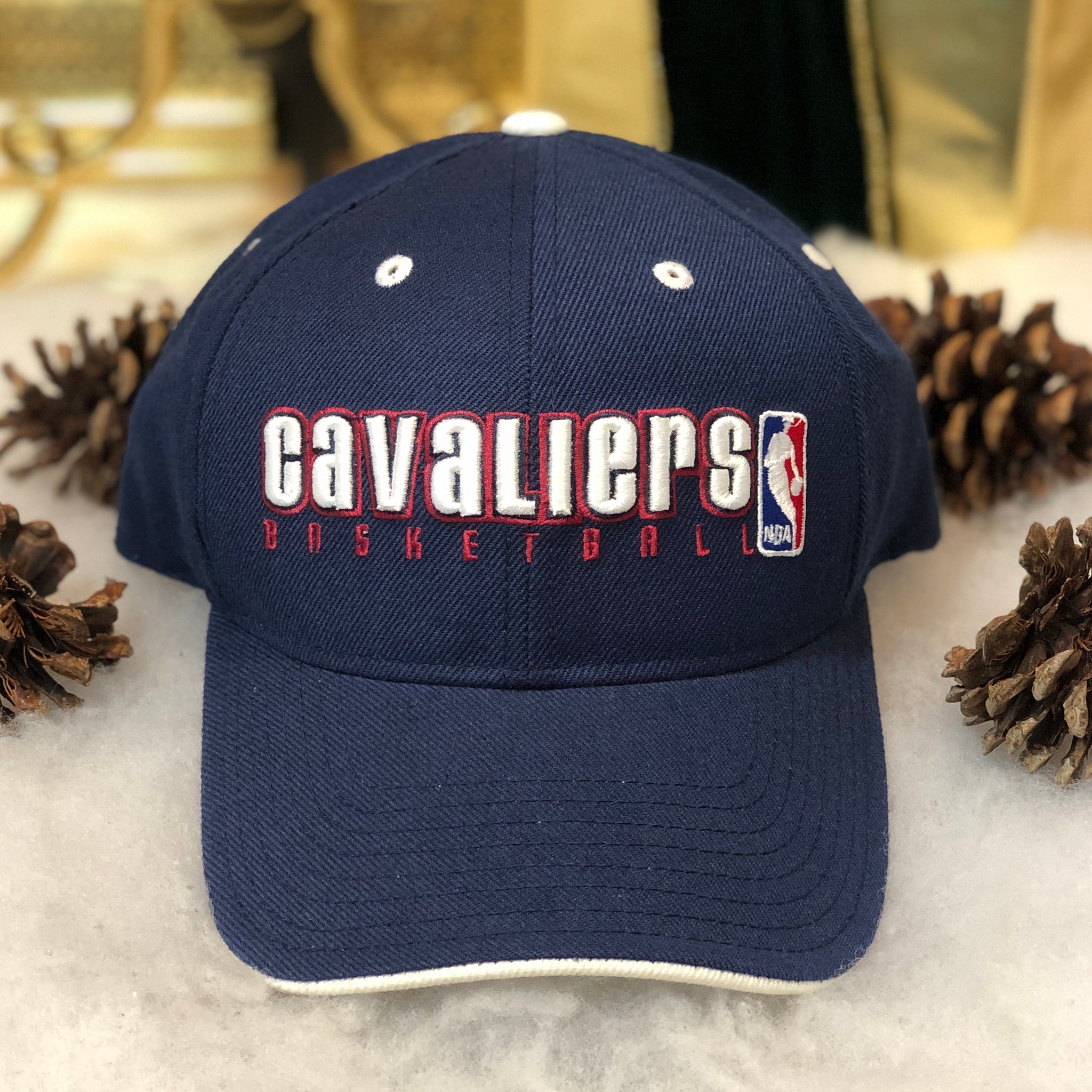 Deadstock NWT NBA Cleveland Cavaliers Basketball Reebok Wool Strapback Hat
