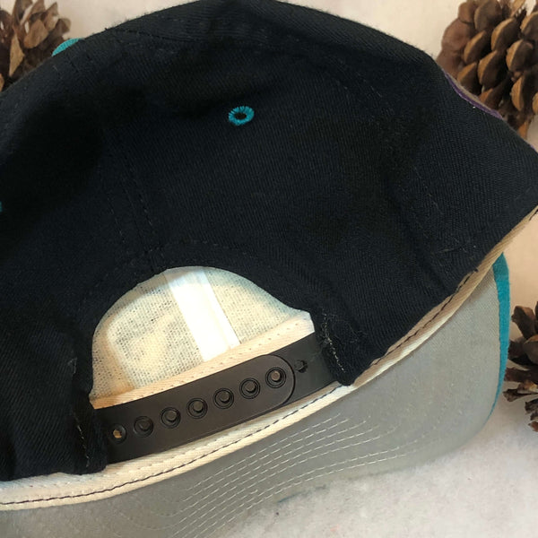 Vintage MiLB Tacoma Rainiers Colorado Rockies New Era Wool Snapback Hat
