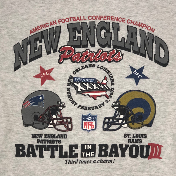 Vintage 2001 NFL New England Patriots St. Louis Rams Super Bowl XXXVI Battle In The Bayou III Crewneck Sweatshirt