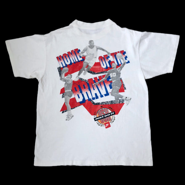 Vintage 1992 USA Basketball Dream Team "Land of the Free Home of the Brave" Nike T-Shirt (M)