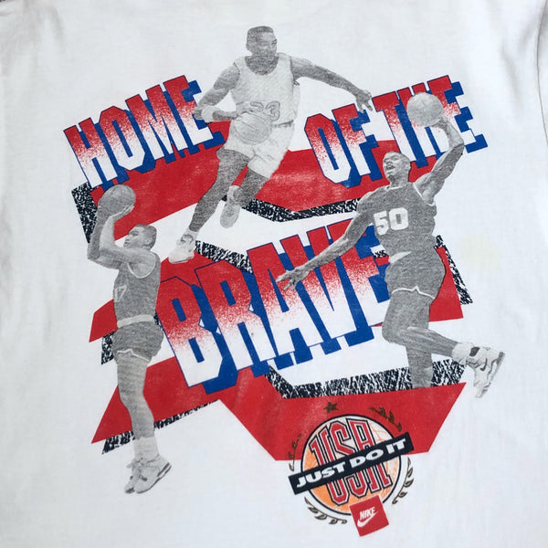 Vintage 1992 USA Basketball Dream Team "Land of the Free Home of the Brave" Nike T-Shirt (M)