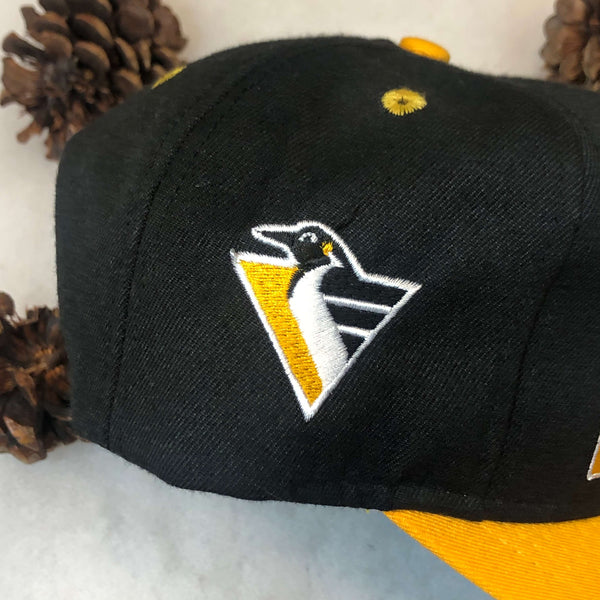 Vintage NHL Pittsburgh Penguins CCM #1 Apparel Wool Snapback Hat