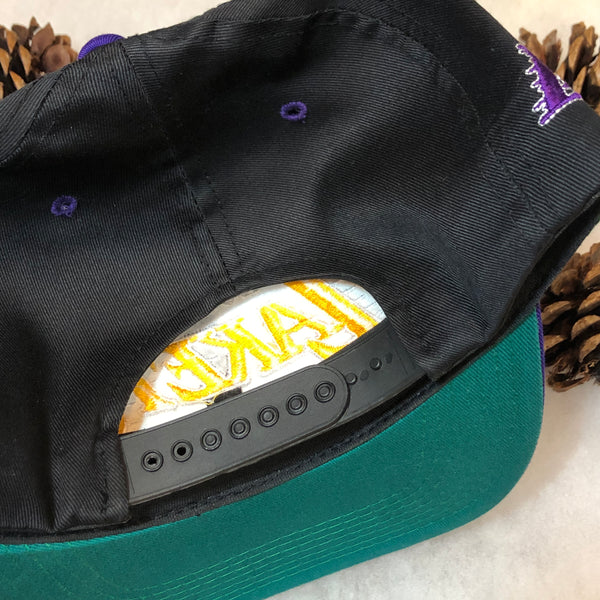 Vintage NBA Los Angeles Lakers Bootleg Twill Snapback Hat