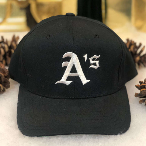 Vintage MLB Oakland Athletics Yupoong Bootleg Wool Snapback Hat
