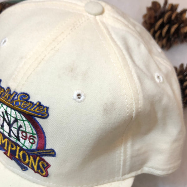 Vintage Deadstock NWT MLB New York Yankees 1996 World Series Champions New Era Wool Snapback Hat