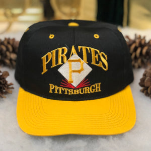 Vintage MLB Pittsburgh Pirates Signatures Twill Snapback Hat