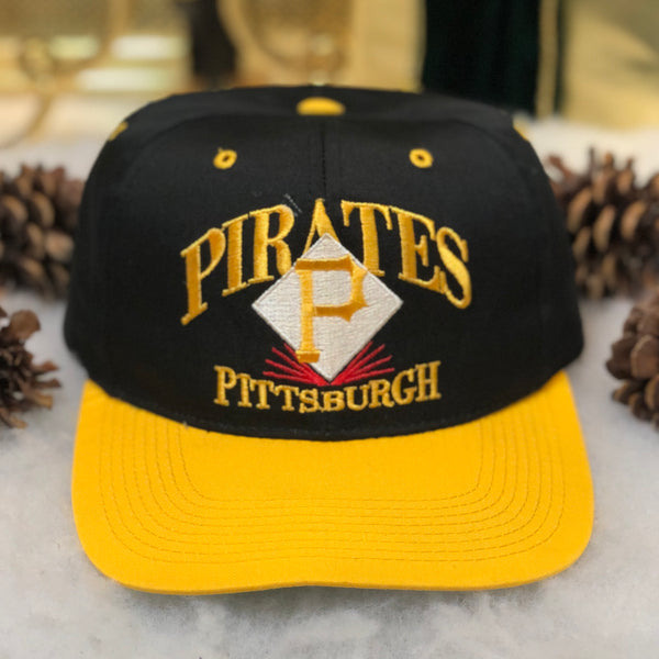 Vintage MLB Pittsburgh Pirates Signatures Twill Snapback Hat