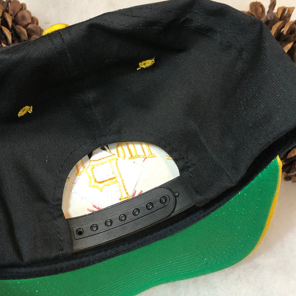Vintage MLB Pittsburgh Pirates Signatures Twill Snapback Hat