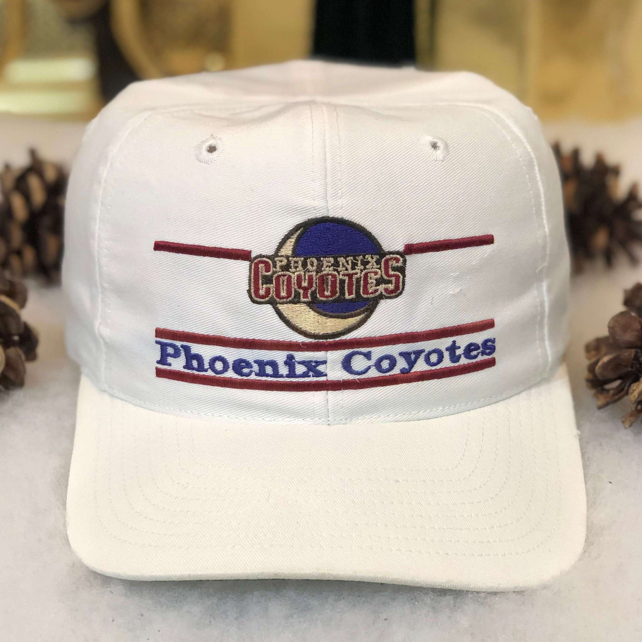 Vintage NHL Phoenix Coyotes The Game Split Bar Twill Snapback Hat