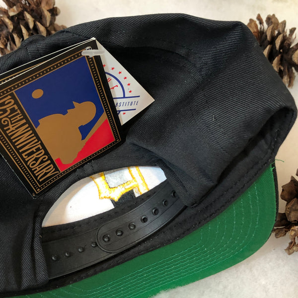 Vintage Deadstock NWT MLB Pittsburgh Pirates Logo 7 Twill Snapback Hat