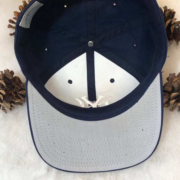 Vintage MLB New York Yankees Twill Snapback Hat