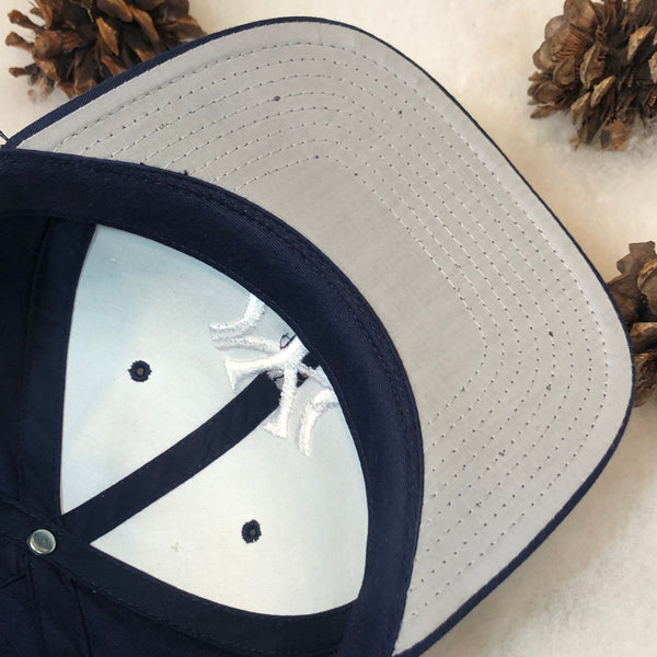 Vintage MLB New York Yankees Twill Snapback Hat