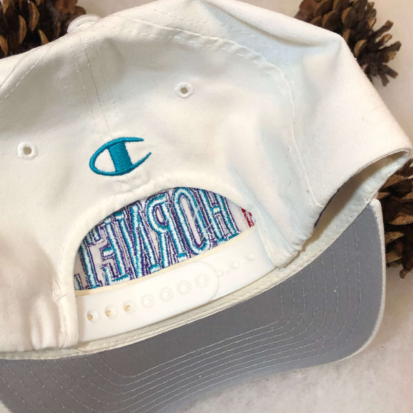 Vintage NBA Charlotte Hornets Champion Snapback Hat