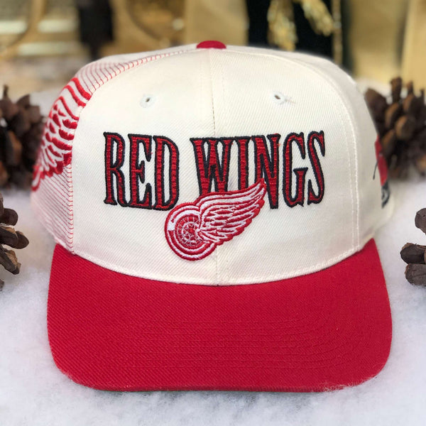 Vintage NHL Detroit Red Wings Sports Specialties Laser Snapback Hat