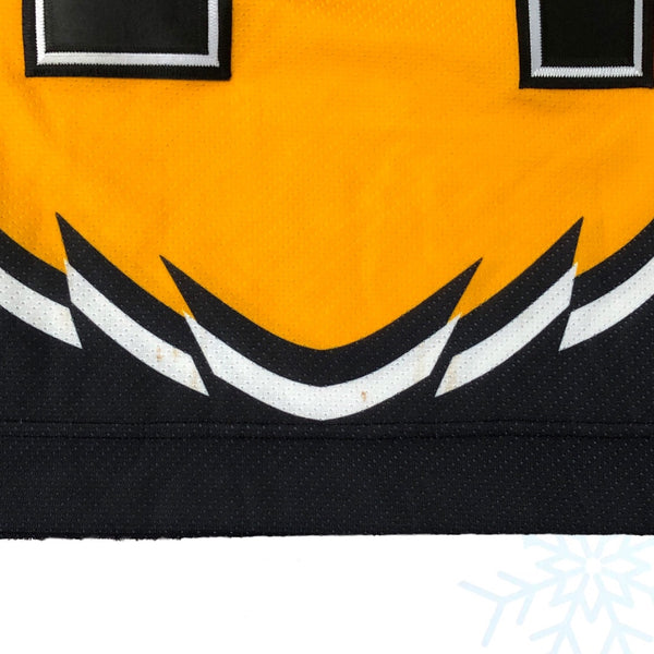 Vintage NHL Boston Bruins Sergei Samsonov Pooh Bear Koho Jersey (L)