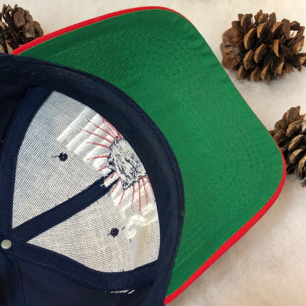 Vintage NCAA UConn Connecticut Huskies Signatures Burst Twill Snapback Hat