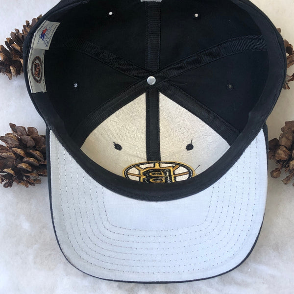 Vintage NHL Boston Bruins Starter Twill Snapback Hat