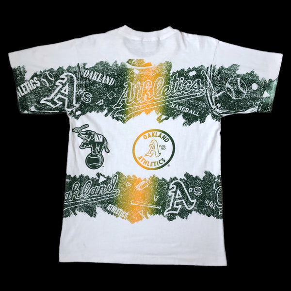 Vintage MLB Oakland Athletics All Over Print T-Shirt (M)