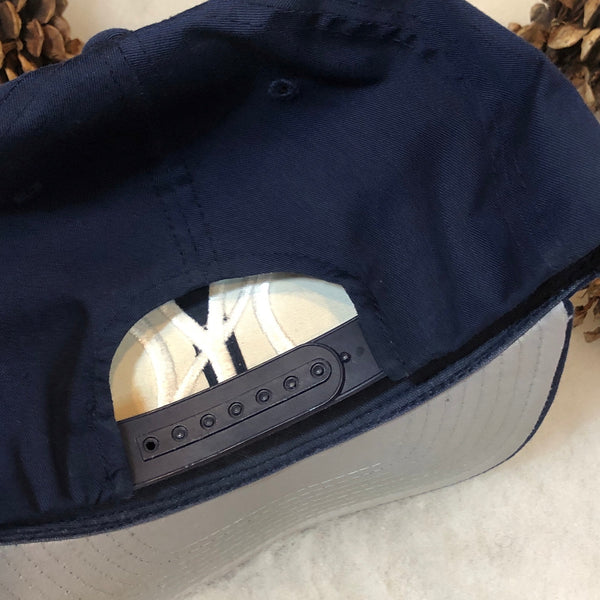 Vintage MLB New York Yankees Logo 7 Twill Snapback Hat