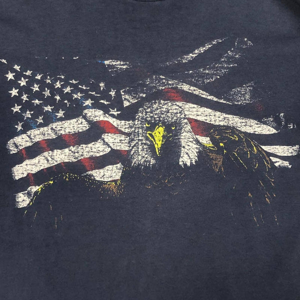 Vintage Bald Eagle USA Flag Patriotic Red River Army Depot Texas 90s T-Shirt (M)