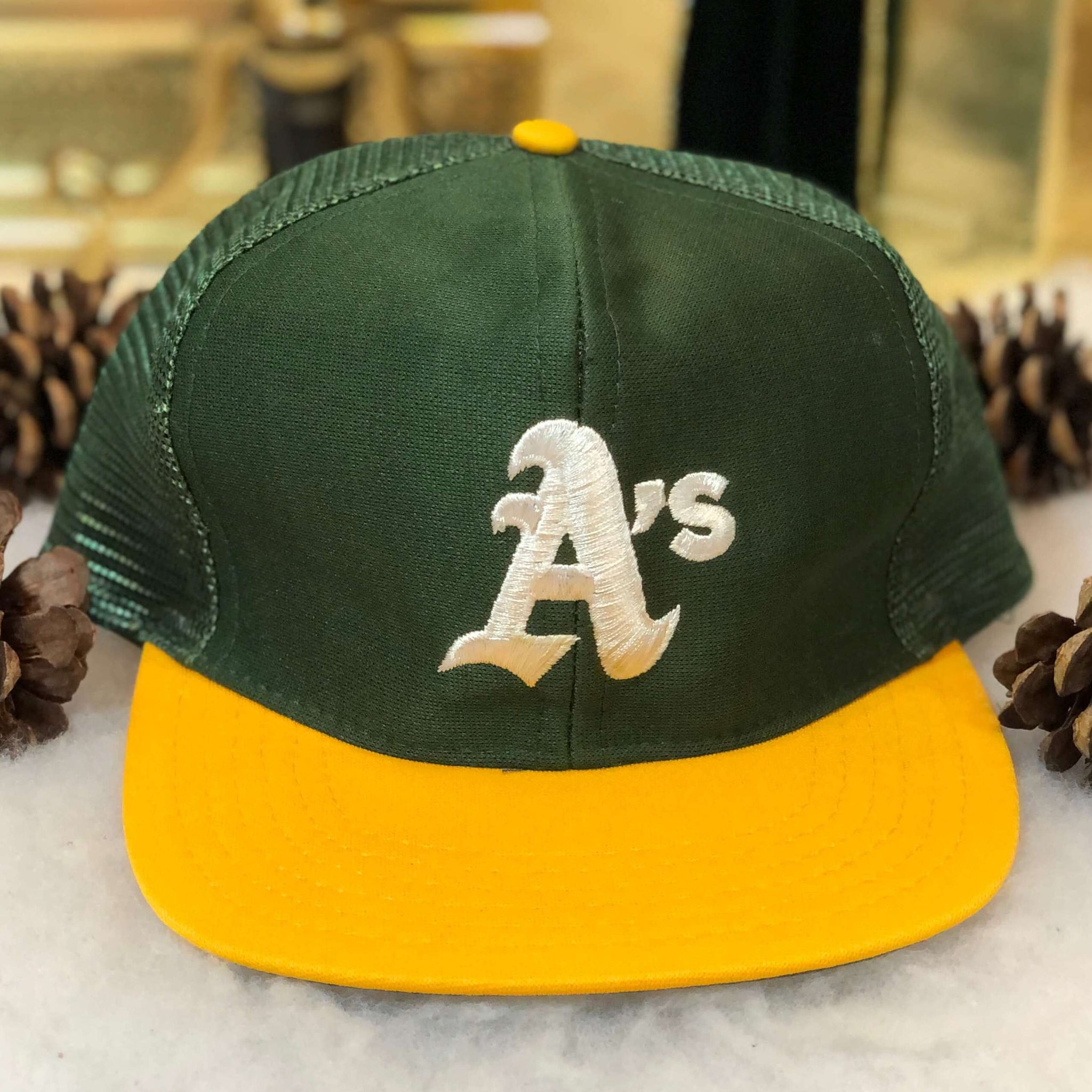 Vintage MLB Oakland Athletics Universal Trucker Hat