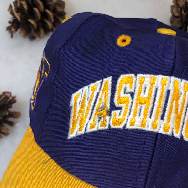 Vintage NCAA Washington Huskies Competitor Twill Snapback Hat