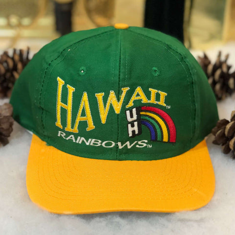 Vintage NCAA Hawaii Rainbows Twill Snapback Hat