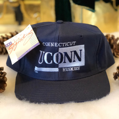 Vintage Deadstock NWT Signatures NCAA UConn Huskies Snapback Hat