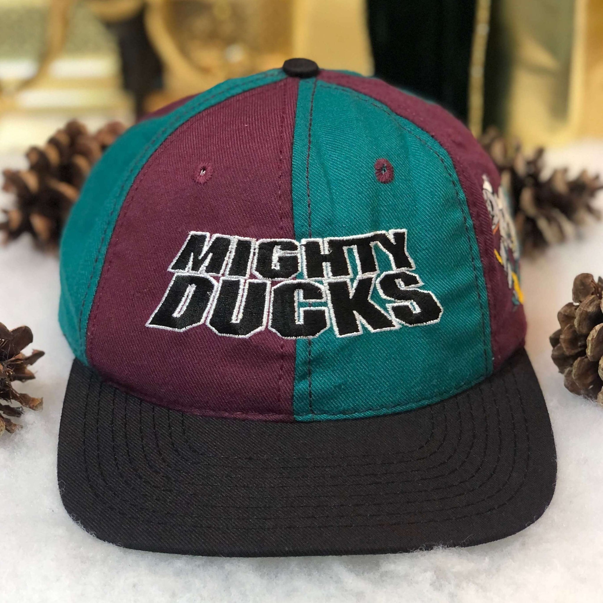 Vintage NHL Anaheim Mighty Ducks Disney Pinwheel Snapback Hat