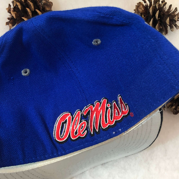 Vintage NCAA Ole Miss Rebels Zephyr Wool Fitted Hat 7 1/4