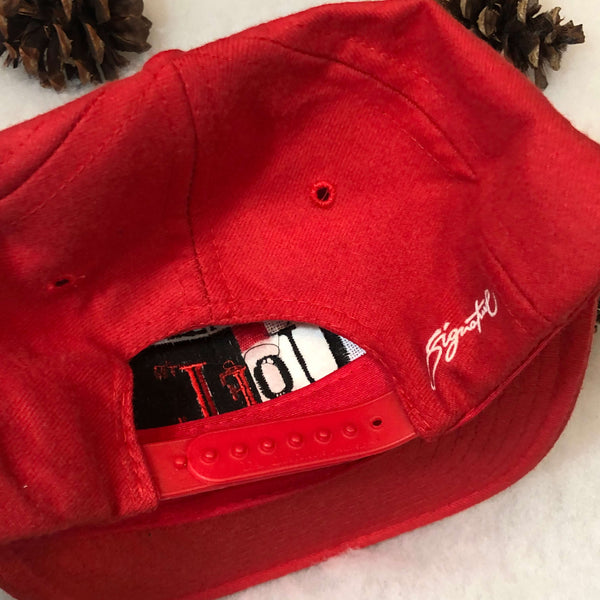 Vintage Deadstock NWT NCAA Louisville Cardinals Signatures Wool Snapback Hat