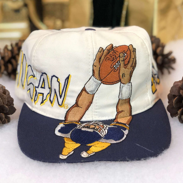 Vintage NCAA Michigan Wolverines Top of the World Snapback Hat
